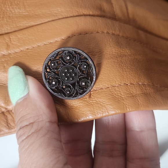 Vintage Beaded Wilsons Leather blazer - Picture 5 of 12